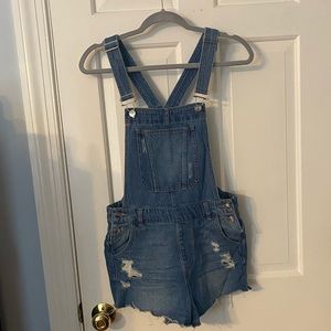 Overall shorts